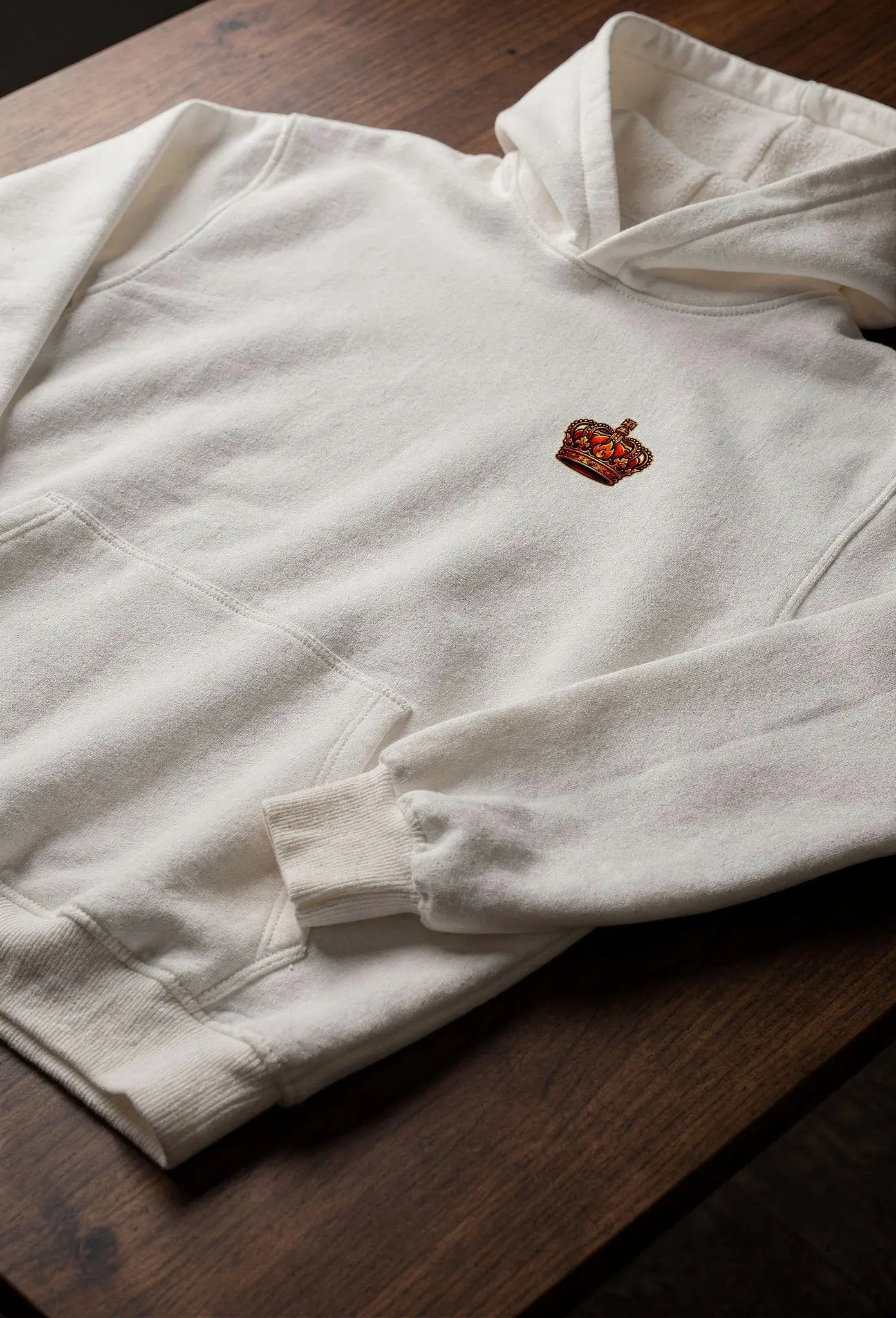 Faith Hoodie Weiß – Christliches Design auf der Brust – Faith-Based Streetwear