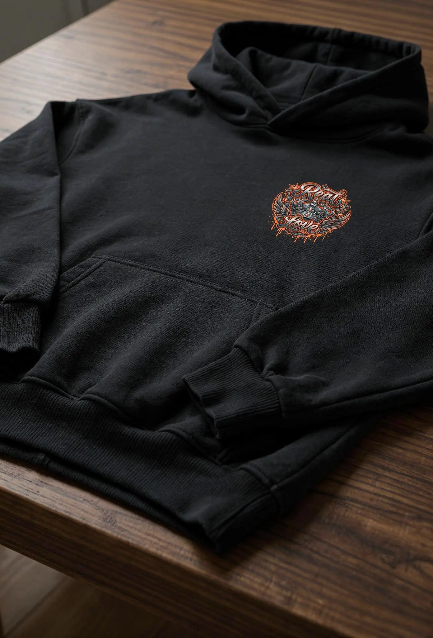 Trust God Hoodie Weiß – Christliches Design auf der Brust – Faith-Based Streetwear