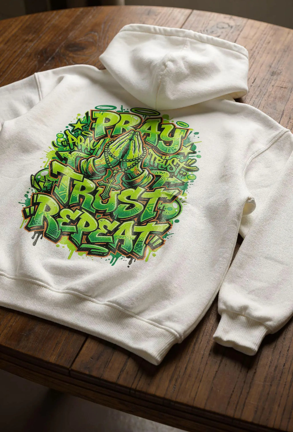 Pray Hoodie Weiß – Rückenansicht – Christlicher Premium Hoodie 380 GSM