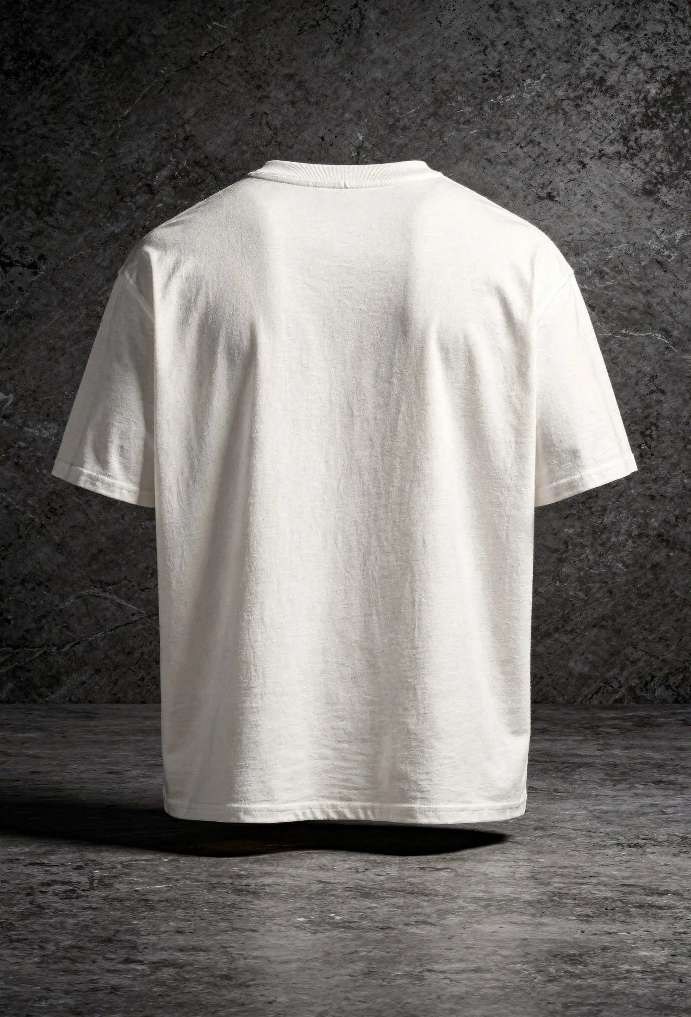 Love like Jesus Shirt Weiß – Rückenansicht – Oversized Shirt von FirstChojce